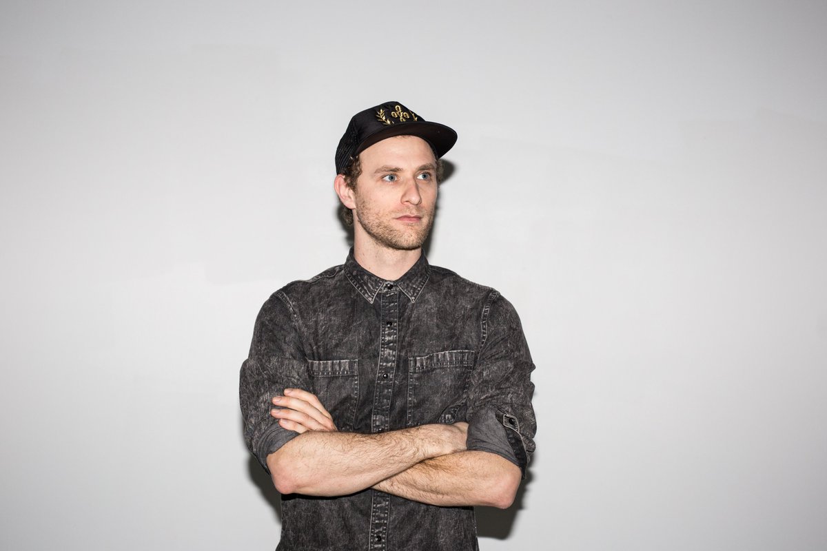 Enter to win tickets to catch the Island's very own <a href="/AdrianChalifour/">Adrian Chalifour</a> alongside <a href="/OldSoulRebel1/">Old Soul Rebel</a> at <a href="/capitalballrm/">Capital Ballroom</a> Nov. 30th! 🎉 Get the deets on this West Coast collab and ENTER HERE 👉 bit.ly/chalifour250