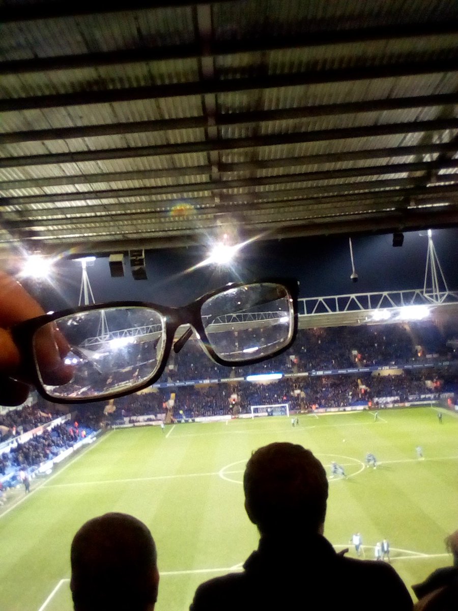 What useless twat wants these the ref or linesman? Always always always us!!!!!! Come on town #itfc <a href="/IpswichTown/">Ipswich Town</a>