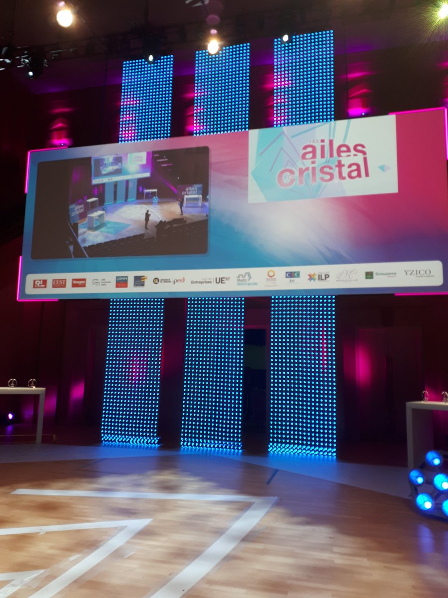 bourguignoncat's tweet photo. #EBRAEVENTS
Les Ailes de cristal 2019 vont bientot démarrer ! Près de 1000 participants sont au rendez-vous ! https://t.co/CAHAMBbL9R