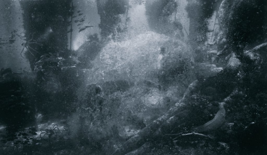 JUSTICE LEAGUE Director Zack Snyder Shares New "Snyder Cut" Images Of Willem Dafoe As Vulko