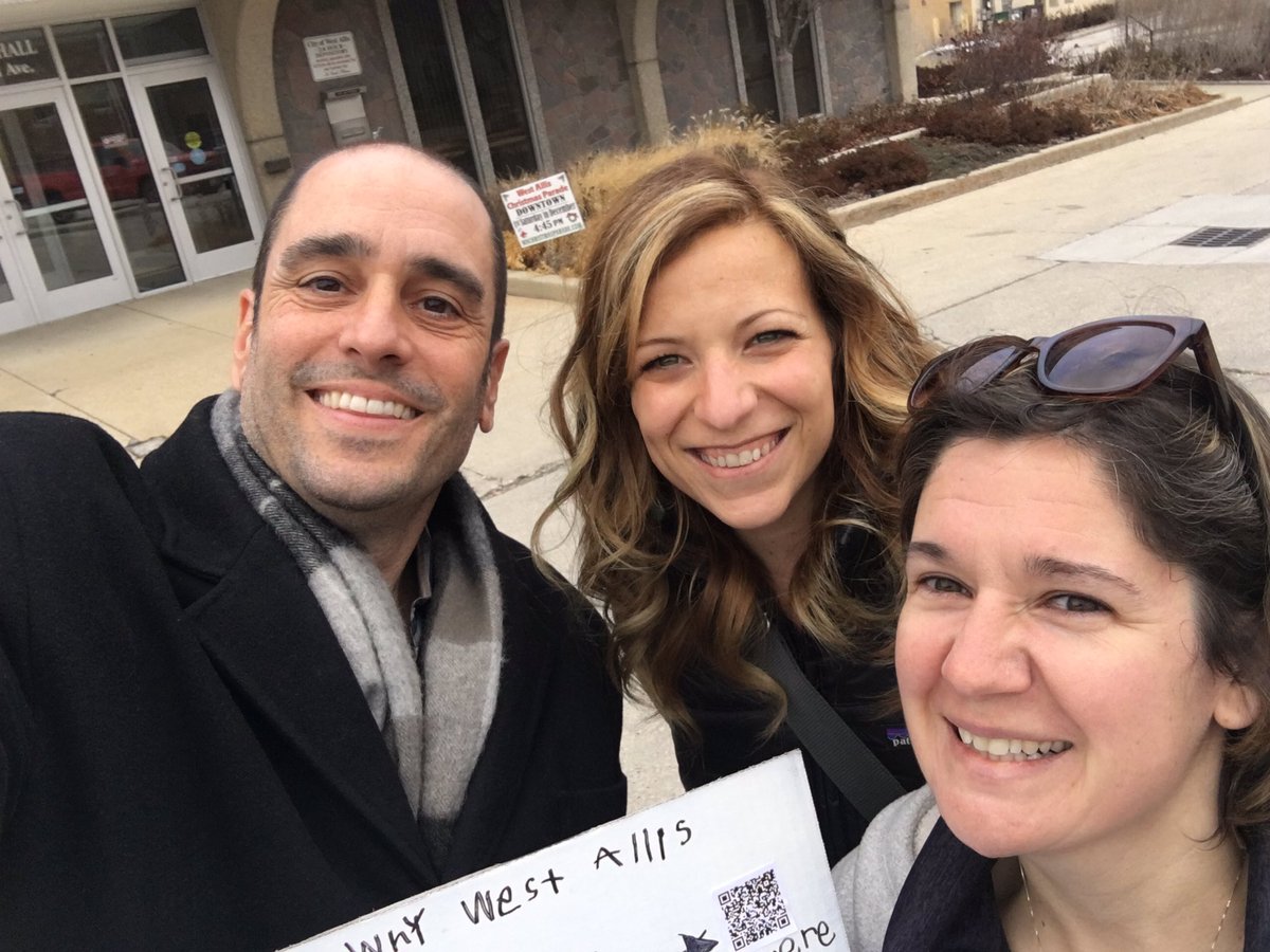 schaefer_kory's tweet photo. Our That’s Why West Allis project continues. Thank you to @GrebesBakery @MayorDanDevine @WAllisLibrary @westalliswigov Peanut Butter and Jelly Deli, Freese’s Candy, and West Allis Cheese and Sausage Shop for your support. Go get your free buttons! #wawmproud #ThatsWhyWestAllis https://t.co/w5yAqXY80c