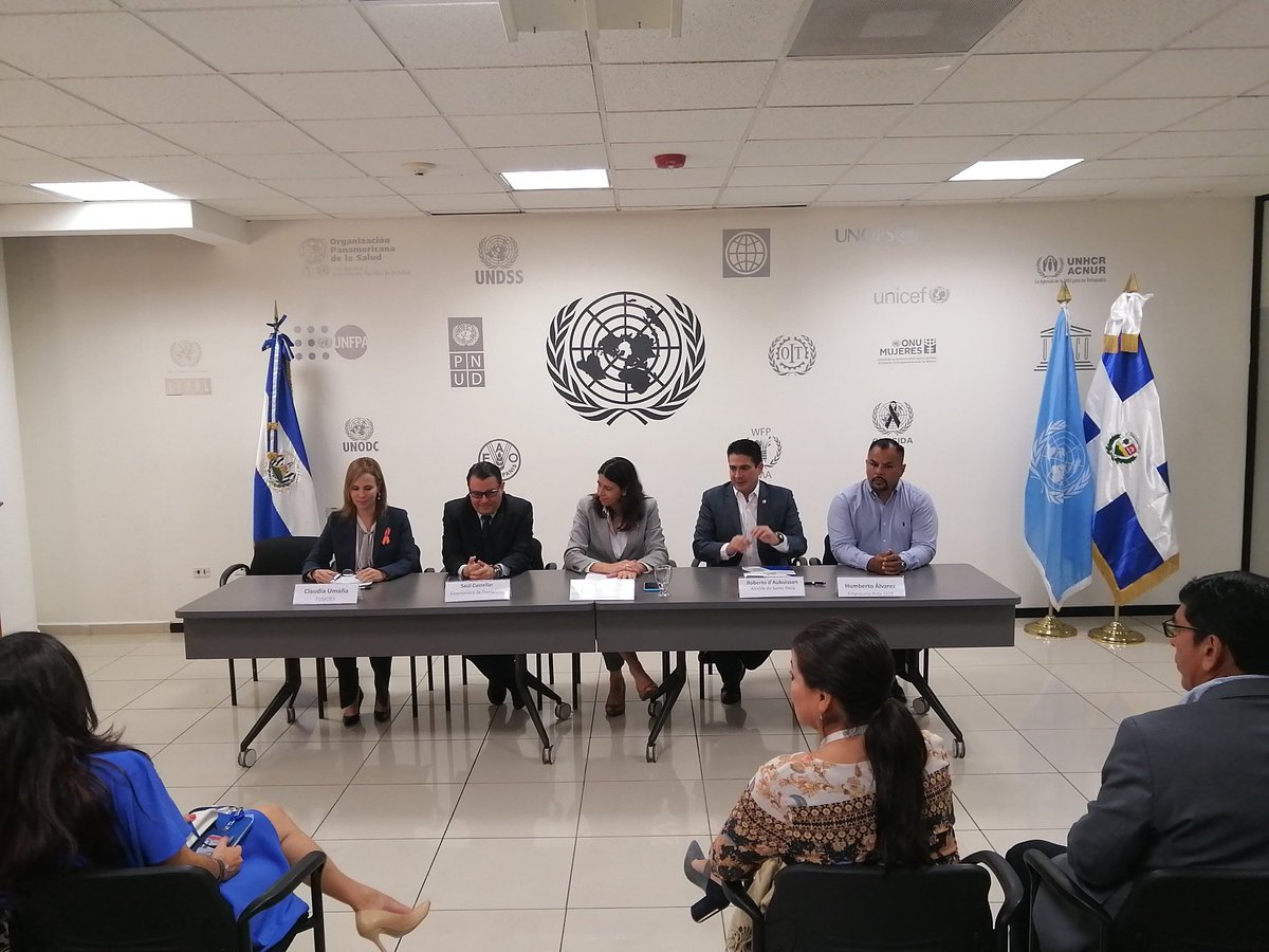 ¡Estamos en el lanzamiento de la Iniciativa para un Transporte Público Seguro (#ITPS)! Esta alianza multiactor busca prevenir los diferentes tipos de violencia contra de las mujeres y niñas en el transporte público y fomentar una #CulturaDePaz.