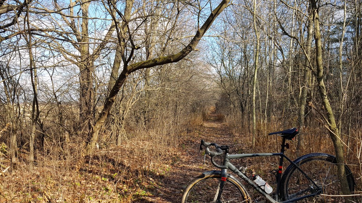 speedriverbike's tweet photo. Yep, it's that nice out.
Who is riding?
#springinfall #beauty #gopro #trek #dadventures #gooutside #sunrays #checkpoint #gravelbike https://t.co/q83IXZb6gN