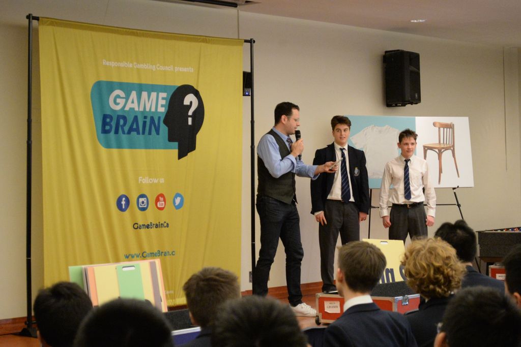SMCS1852's tweet image. #HappeningNow The interactive educational travelling game show, @GameBrainCa is at SMCS! The presentation is designed to teach youth about the risks of gambling.
#SMCSImpact #teachmeGDK
