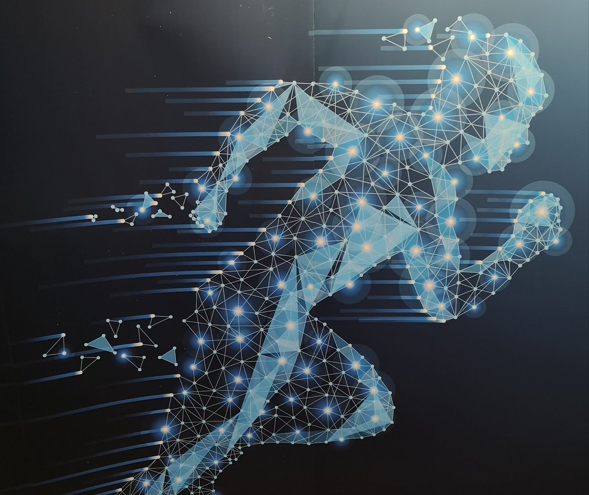 Stift_und_Bogen's tweet photo. Nein, wir haben keine #Marathon|strecken mehr zu laufen - und umso wichtiger ist ein (#datensicher|es) #Sprint|tempo für ein weiter digitalisiertes #Gesundheitswesen. #Fazit - und herzlichen Dank, @Bitkom!

#dhc19 #DigitalHealth https://t.co/X8fH2fkpoe