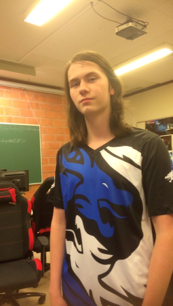 Got my <a href="/LunationEsports/">LunationEsports</a> jerseys for DreamHack Winter. Check us out this weekend!