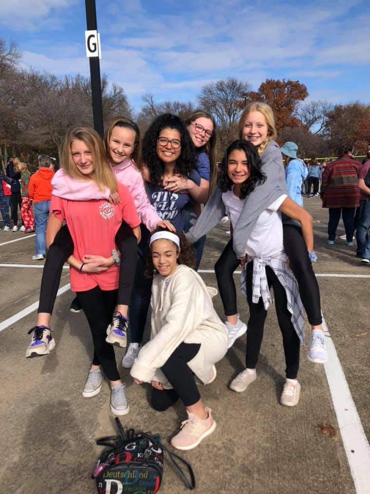25Projectorg's tweet photo. A huge shout out &amp; THANK YOU to First McKinney’s youth group at their Disciple Now weekend for collecting 200 items to auction off to help sponsor a child with the 25 Project!We are so grateful  for your generous &amp; loving hearts! 💜
#25projectorg #lovewell #FirstMcKinney https://t.co/vKkVRYlafI
