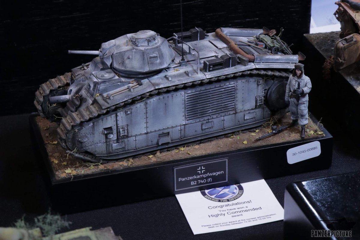 Panzerpicture's tweet photo. Scalemodel Challenge 2019.
Part I video here: https://t.co/6OhelrPJYF
Part II video here: https://t.co/Rouzkmc8Ey
#panzer #tank #history #tiger #tigertank #kingtiger #tigerii #scalemodeling #scalemodels #WWII
#tamiya #plamo #smc #scalemodelchallenge2019 #scalemodelchallenge https://t.co/6nril1GO2B