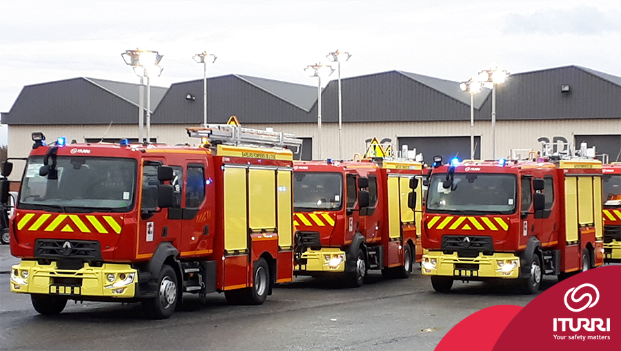 ITURRIGroup's tweet photo. 🚒🚒🚒🚒🚒🚒🚒🚒

Entregados ocho vehículos de #emergencias para el cuerpo de #bomberos @SDIS60 #SDIS60 #pompiers #France 🇫🇷 #FPTSR https://t.co/YvihAdtwGK