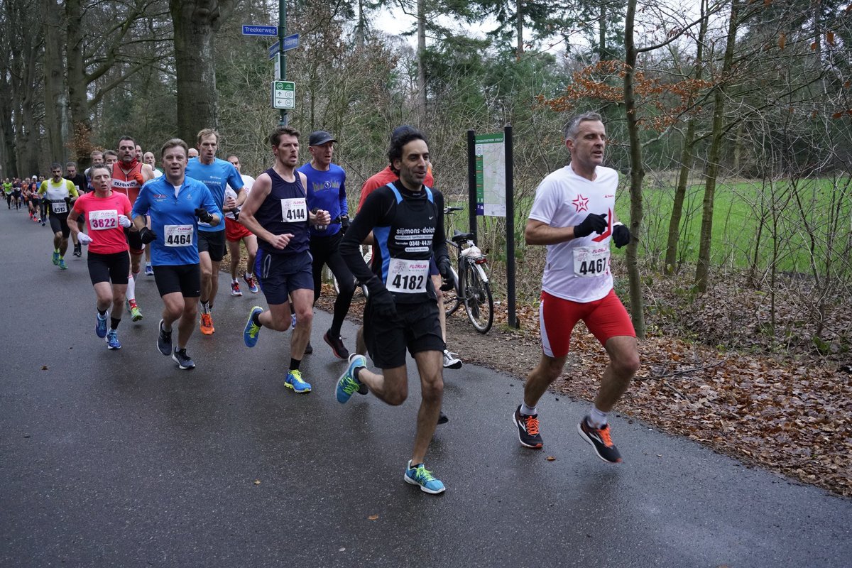 FlorijnLoop's tweet image. Loop je de Florijn Winterloop liever in een team? Doe dan samen met collega’s mee aan de Florijn Bedrijvenloop. De bedrijvenloop is toegankelijk voor bedrijven, maar natuurlijk zijn ook scholen, verenigingen en maatschappelijke organisaties welkom om als team deel te nemen!