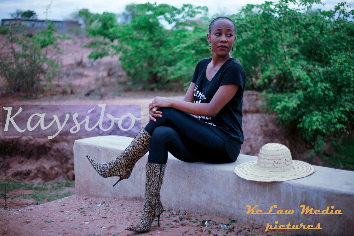 keziahhadebe's tweet photo. Never mistake an elephants quietness for calm ...
Shot by #kelawmedia
#zambianyoutuber #zambianactress #Zambian #Zambia #writer #contentcreature #youtuber #zedtwitter #prayingwoman #yummymummy https://t.co/r7bkfWNEYs