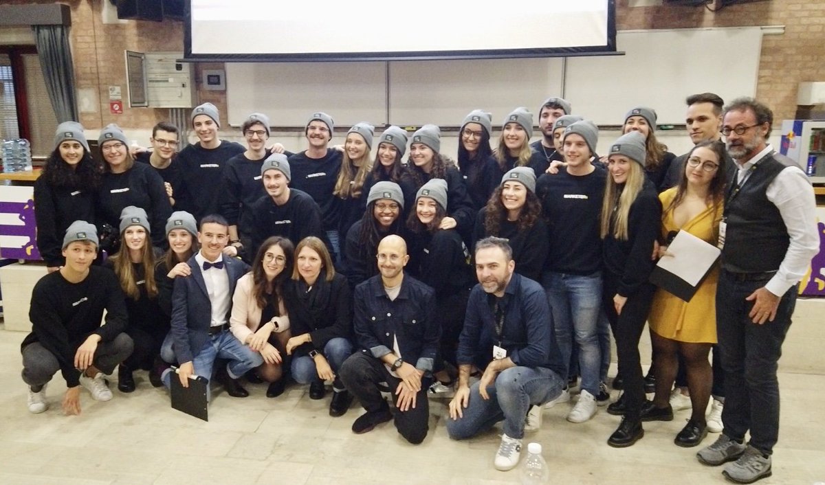 Complimenti ai ragazzi del <a href="/mktrsclub/">MARKETERs Club</a> per questa bella esperienza alla #MExperience19 👏🏼

#marketing #sport