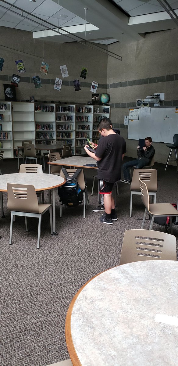 dmcnaughtan1's tweet image. In home Room we are studying  What it took to get to the moon Students are using an app to see how well they can land on the moon great interactive use of technology. #wasatchreads