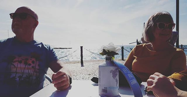 McCosta_83's tweet photo. Having a mare here in Portugal with the rents and the wifey. 😂🍸 https://t.co/zfs14u1EW5 https://t.co/xyfGaFNbN9