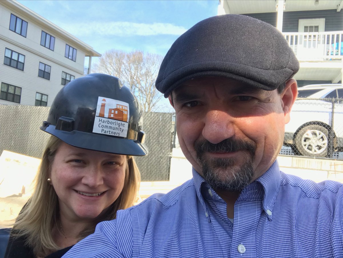 AndrewDeFranza1's tweet photo. Building stuff! #hcpcommunityhousing #CSHI #thankyouBeverly https://t.co/sGH9C2731T