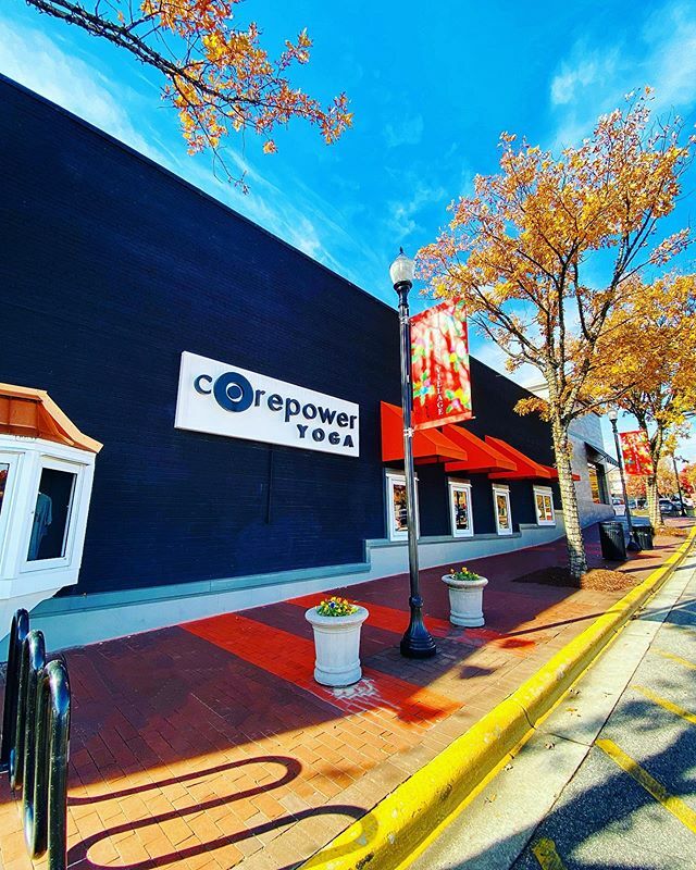 raleighwhatsup's tweet photo. | BLOG | power through the holidays @corepoweryoganc in @shopcameronvillage + “carve” out some time for yourself this holiday season with yoga. #ontheblog #linkinbio #CPYcameronvillage #cvtrendreport #shopcameronvillage #yogastudio #mindbodysoul #corepow… https://t.co/xMdxkN9Xpz https://t.co/pvAgOqmDwz