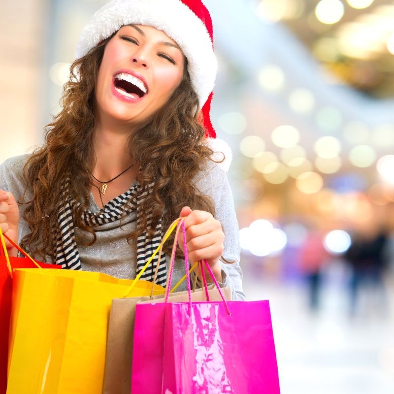 There are many great shops in Maine to find the perfect gift - check them out: bit.ly/2O77q3y #VisitMaine #Maine