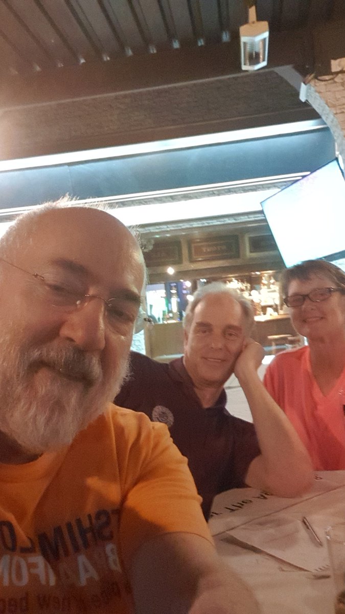 BarryDwolatzky's tweet photo. #thefilly #quiznightssa https://t.co/ANT7VXfL0o