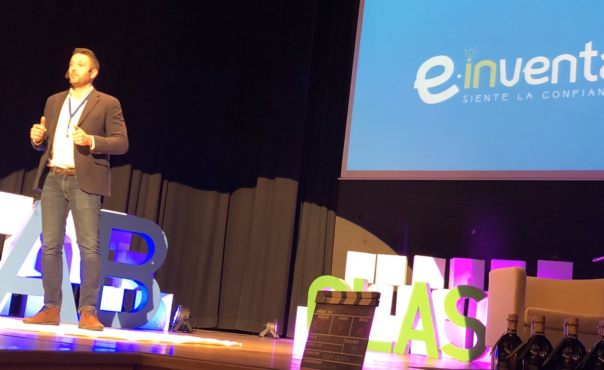 MCdeReboredo's tweet image. Germán Fariña reivindica a importancia e a necesidade da dixitalización da agricultura sobre 3 pilares: cambios na alimentación, reducir desperdicios na cadea de alimentación e aumentar a producción de alimentos para abastecer a demanda crecente @escuelainventa #LabClass