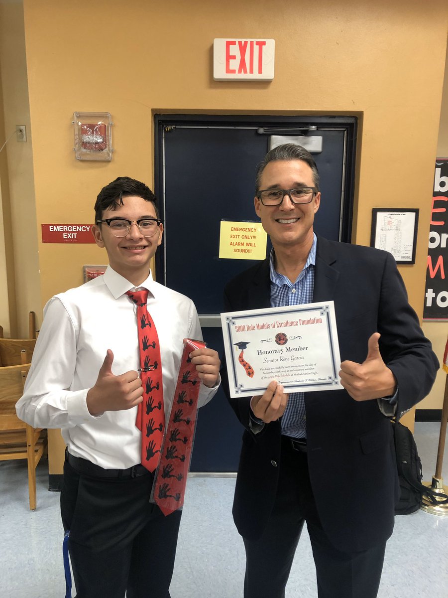 SenReneGarcia's tweet photo. I am happy to see what now is the @5000RoleModels of Excellence at the school where it all started for me, #HialeahHigh Thank you gentlemen for the privilege of being made an honorary member of such a fine organization. The future is yours to be seized. @RepWilson https://t.co/O4EkJbXhy3