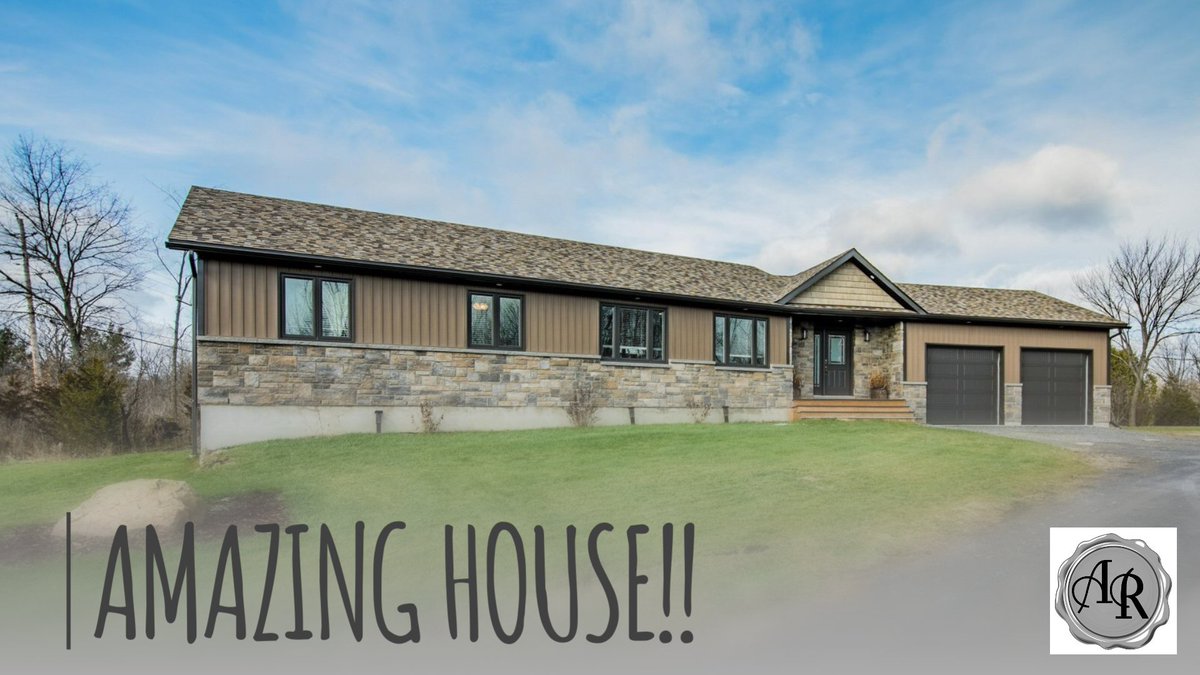 Sold85's tweet image. Check out this beauty of a home! Only a few years young and built for the builder himself with no details missed! Check out the full virtual tour s.ripl.com/qk1ipe you won’t be disappointed! #ygk #realestate #southfrontenac #infrontenac