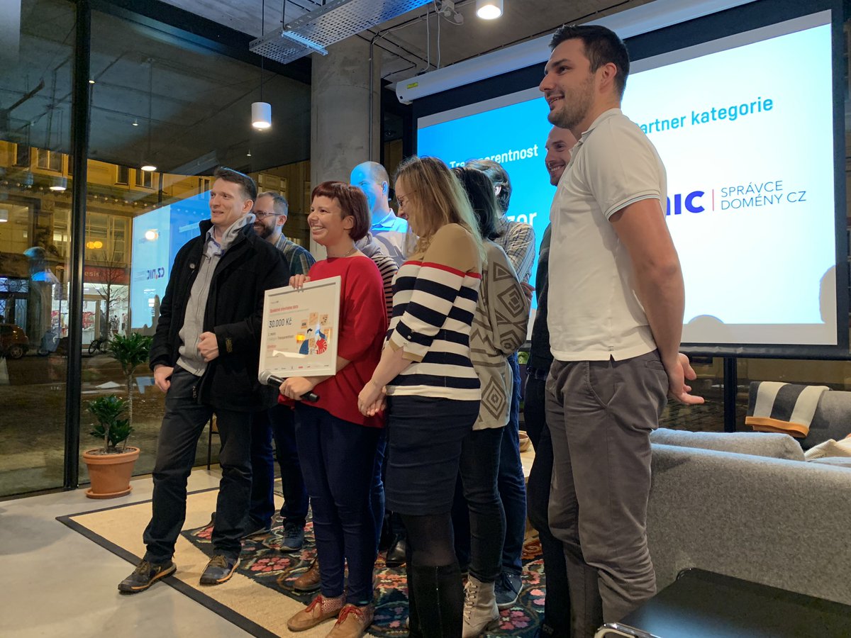 xmireknovak's tweet photo. Kategorie transparentnost partnerského @CZ_NIC vyhrává opět :-) aplikace #cityvizor #SOD19 https://t.co/kwzLjhhjdp