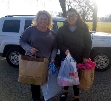 LakeviewNursing's tweet photo. SGA Danville Campus President Danielle Nehmer recently delivered clothing to Tricia Keith, Homeless Coordinator for the Vermilion County Regional Office of Education.  Thanks for helping homeless children and teens in need in Vermilion County!  @VCROE54  #HelpHomelessYouth https://t.co/Fr17UjgSTK