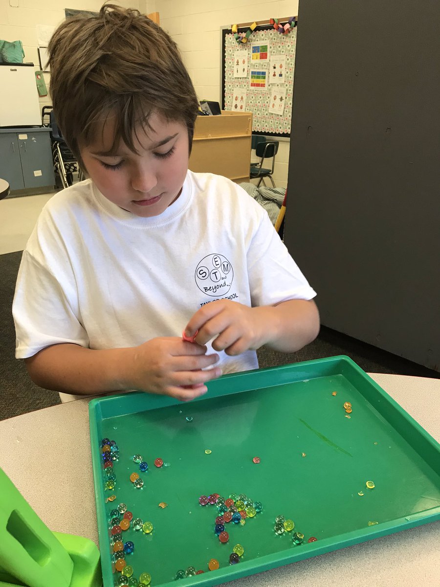 Ms. Maura tweet media