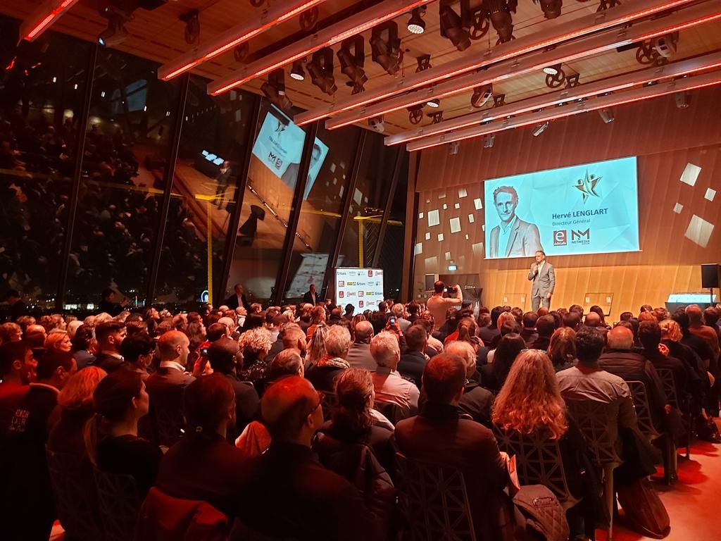 #Lespros2019 accompagnés par <a href="/RoutePlusSure/">Sécurité routière</a> <a href="/mondialrelay/">Mondial Relay by Inpost</a> #medicis