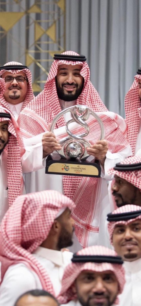 llcz7l's tweet photo. فخخخخخرررر💙💙💙💙💙):
 #استقبال_ولي_العهد_التاريخي_للهلال https://t.co/8zRG2tZ0f5