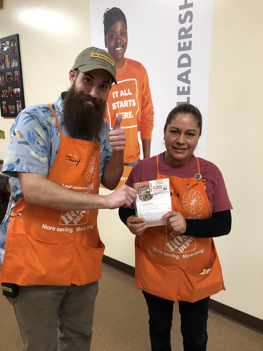 rdc5639's tweet photo. Congratulations Ofelia for winning Value Associate for November! https://t.co/pVamnYJ9Wr
