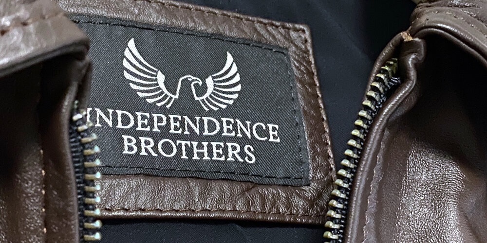 *NEW POST*

Custom made leather jackets are now a thing! 

thepeaklapel.com/home/2019/11/2…