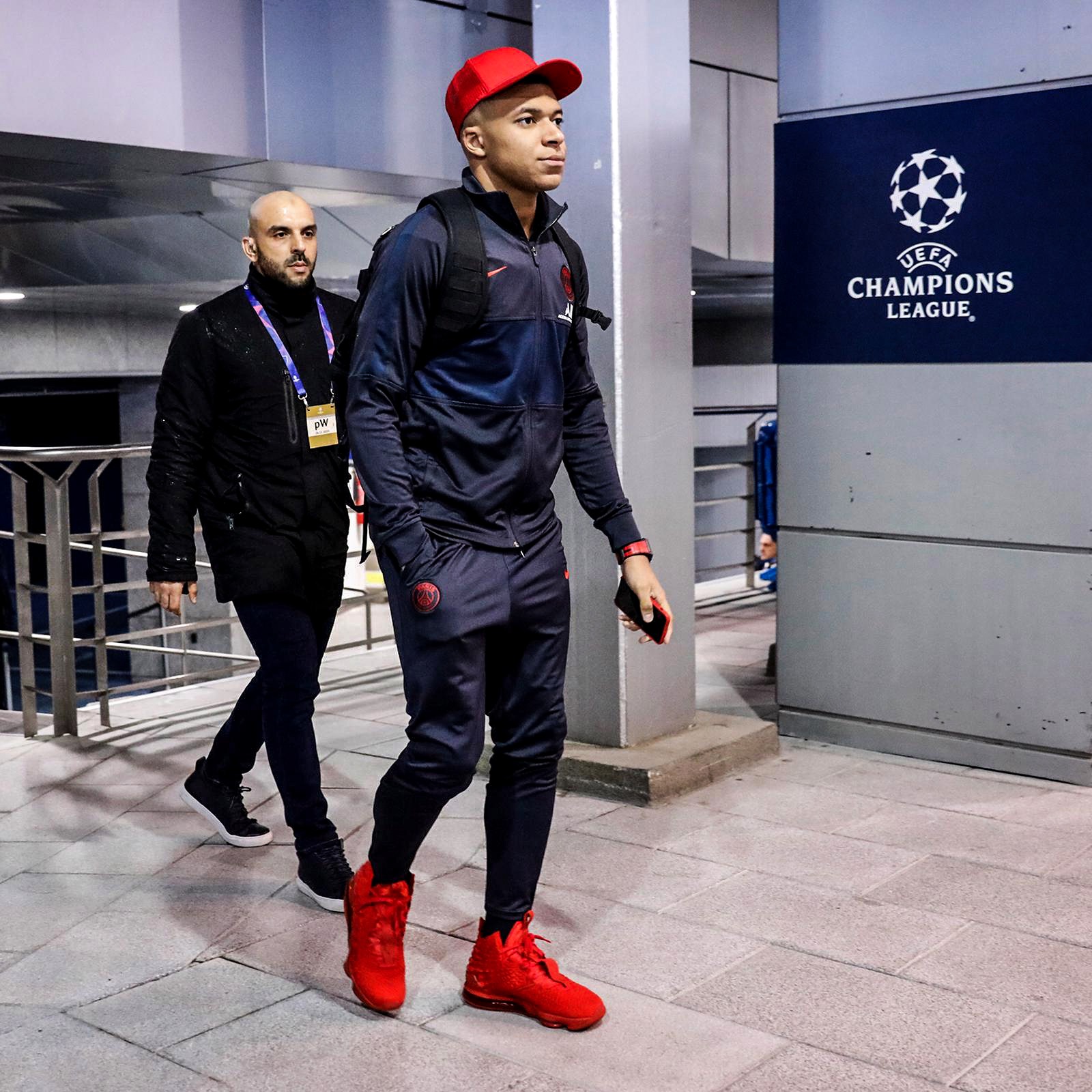 B R Kicks on X kmbappe in the LeBron 17 Red Carpet KingJames PSG English https t SKQFhahI77 X