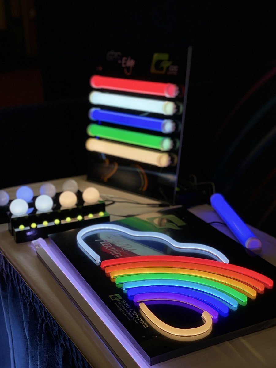 USSignCouncil's tweet image. Amazing displays from @Grimco and @G2G_Lighting at #TheSignExchange 2019!