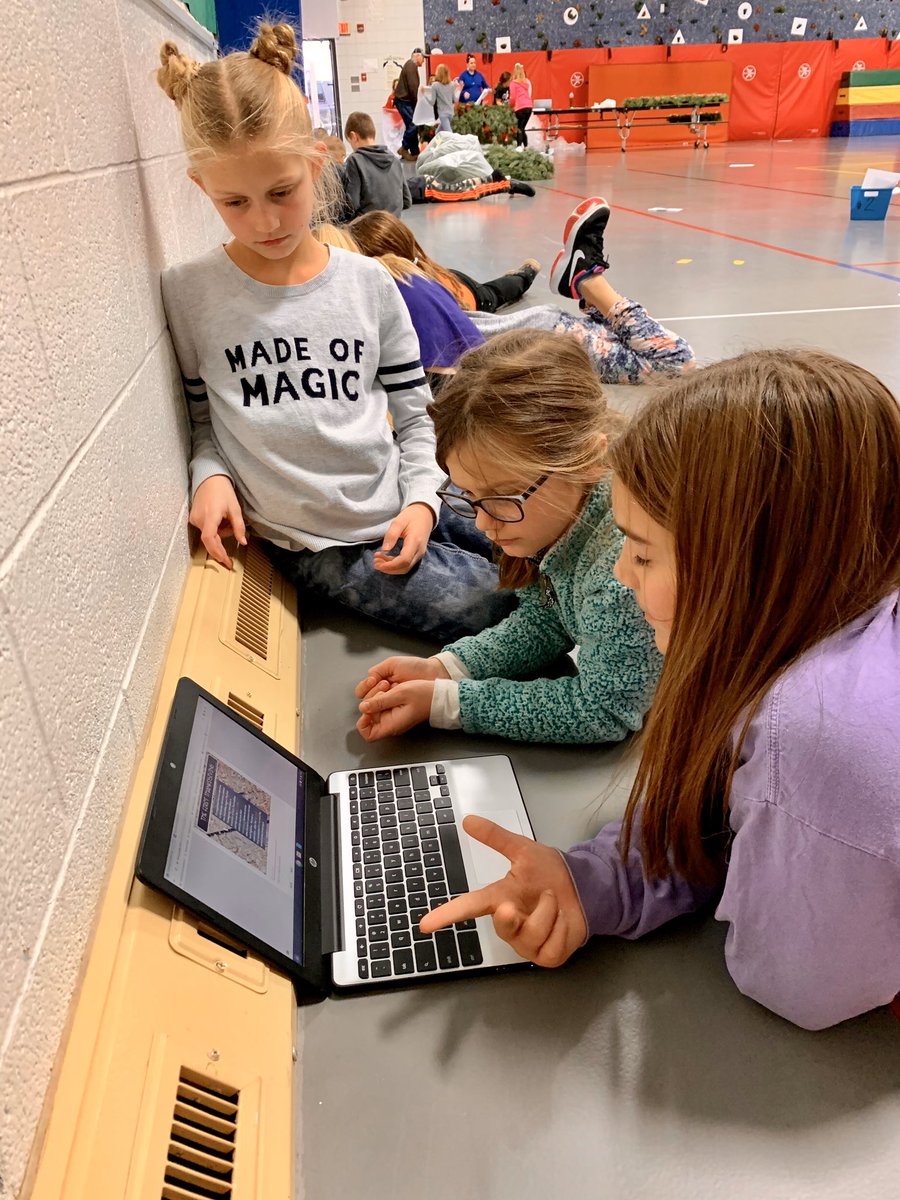 NorthScottVGES's tweet photo. Save the turkeys! Our 3rd &amp; 6th graders working together on a Turkey Breakout #NSLancers https://t.co/Si3lKOpikX