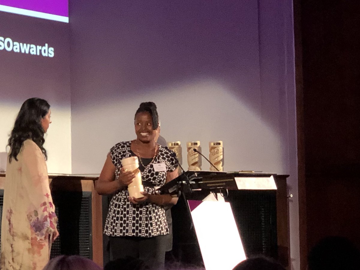 meshguides's tweet photo. Ann Wambui receiving the #VSO   Ed. Volunteer Award for her “Big Sisters” &amp; educational work supported by #MESHGuides in the Rohingya Camps ⁦@NASUWT⁩ ⁦@DFID_Education⁩ ⁦@AnnMroz⁩ ⁦@JudyFriedberg⁩ ⁦@BBCWorld⁩ @worldbank ⁦@UNESCO⁩ ⁦ https://t.co/oGLWYWmdjy