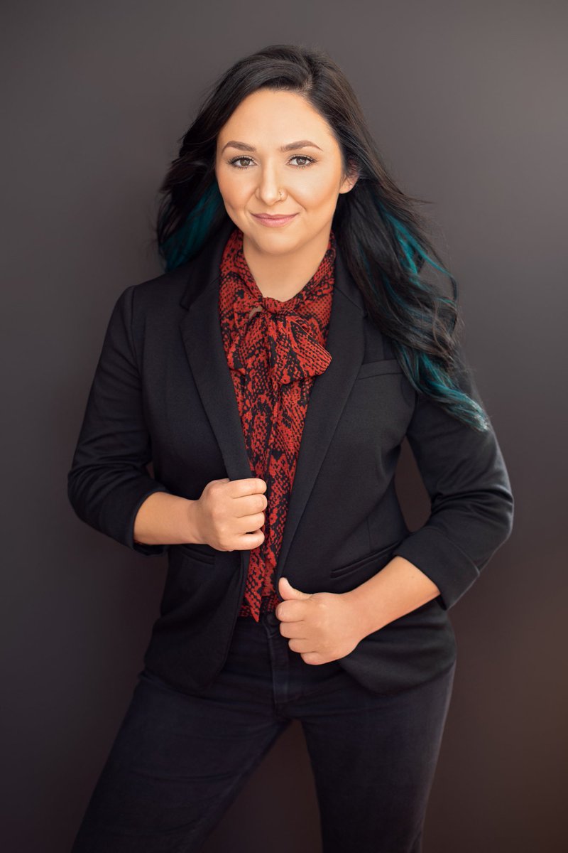 KGrandyMedia's tweet photo. Thanks to @KaelaSpeicher for the gorgeous new photos for my website! #Pittsburgh #Pgh https://t.co/Ar6uOpbiTy
