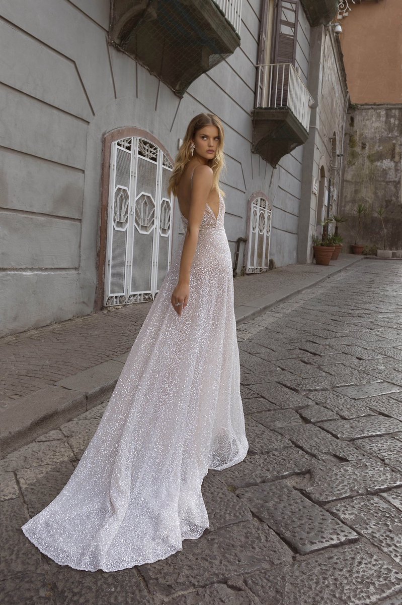 bertabridal's tweet photo. New BERTA Napoli collection. #BertaNapoli https://t.co/qUq3Iv73C3