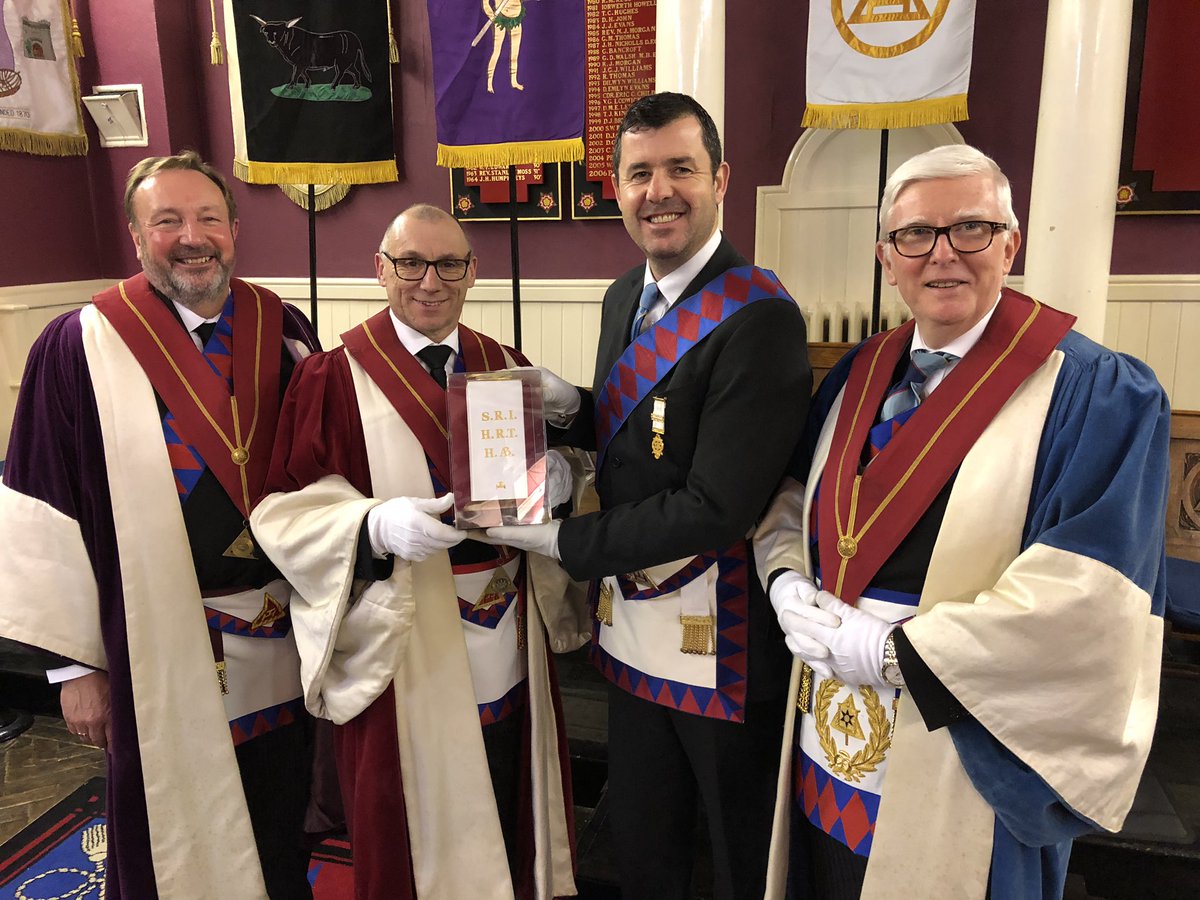 Travelling Alter Leaves St Elliw Chapter Heading to Merlin Chapter Collected by its newest  Companion of Merlin and handed over to his Principals <a href="/4928Lodge/">Caerfyrddin (Hall Stone) Lodge 4928</a> <a href="/JamesRossAJR/">PGM West Wales MEGS</a> <a href="/marksmj/">Martin J Marks</a> <a href="/Shaun_UGLE/">Shaun Butler ACIM</a>