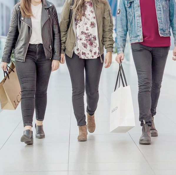 Your official reminder to get a head start on all of your holiday shopping before the rush begins. 

The <a href="/CFtoeatonCentre/">Toronto Eaton Centre</a> is only a 13-minute walk away from our hotel. #ShoppingReminderDay