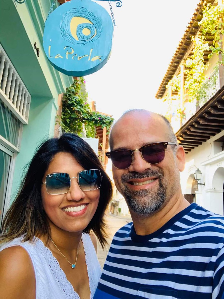otavTravelBlog's tweet image. Cartagena has some of the most colorful buildings and beautiful doors we’ve seen! The cobblestone streets and buildings remind me of Old San Juan in Puerto Rico! There’s something magical about getting lost among the colorful doors and beautiful plazas.