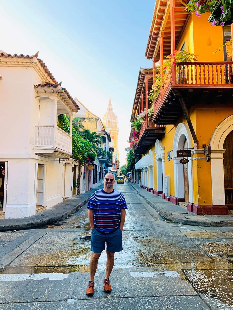 otavTravelBlog's tweet image. Cartagena has some of the most colorful buildings and beautiful doors we’ve seen! The cobblestone streets and buildings remind me of Old San Juan in Puerto Rico! There’s something magical about getting lost among the colorful doors and beautiful plazas.