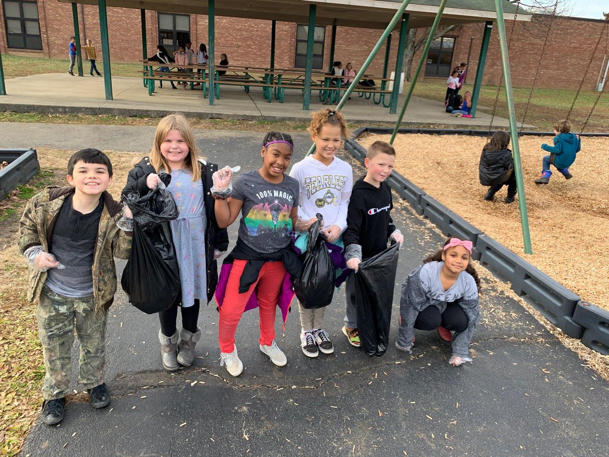 We <a href="/GlendeningElem/">Curt Brogan</a> are thankful for Ms. Winhoven and her Kindness Club for helping to keep our playground safe and free of litter! #igtbac #groveportgreat