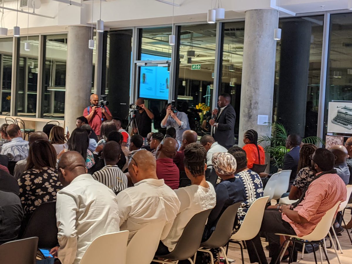 Lfa3D's tweet photo. @Lfa3D we seek to be part of the Africa's new chapter through technology, innovation and 3D Printing! Fantastic shaping tech event tonight by @GShapers_JHB #experiencetechyourway #lfa3d #3Dprinting #Africa https://t.co/OunsEXBYob