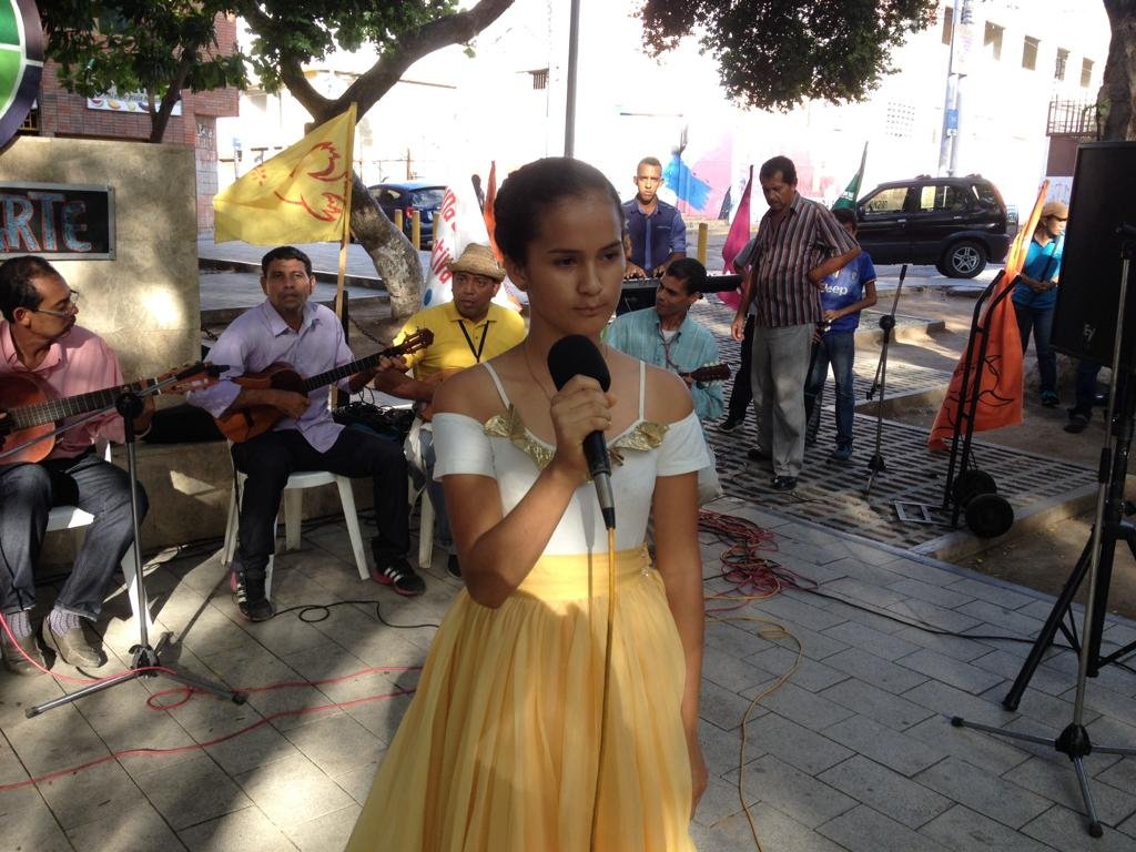 #FundaciónDeCumaná Realizada LA VOZ LICEISTA DEL ESTADO SUCRE con la asistencia de 24 participantes de toda la entidad. <a href="/NicolasMaduro/">Nicolás Maduro</a> @psuvaristobulo <a href="/EdwinRojasM/">Edwin R</a> <a href="/karsanc/">karenly Sanchez N.</a>