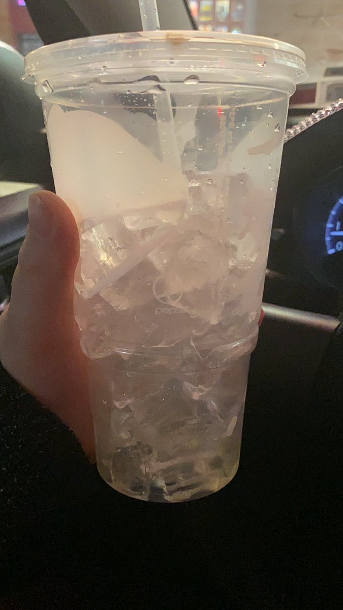 lizranney's tweet photo. @tacobell is this how much ice you’re putting in drinks now because this was literally 4 sips.... come on https://t.co/gCx8hc87Nm