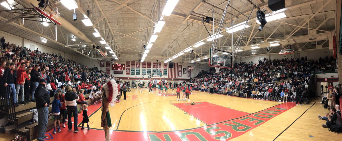 drtimsmith's tweet image. Awesome crowd for opening night of boys high school basketball and the dedication of Phil Buck Court at AHS!!