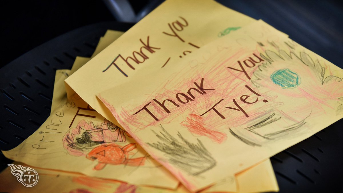 Titans's tweet photo. Tye Smith (@TyeSmithCB) catered a Thanksgiving meal to the entire Buena Vista Elementary School to ensure they had something to eat this holiday season.
#TitansCommunity | #SimpleGreatness https://t.co/P8TfXRoVhE