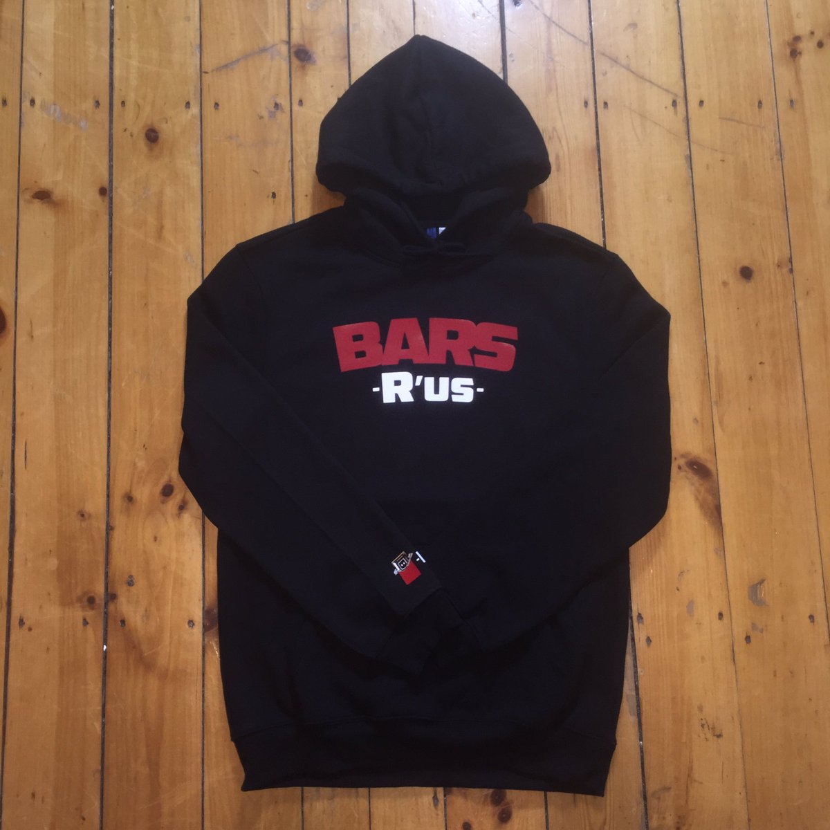 MaydCustoms's tweet photo. Bars So Hot Theyβll Make Your Suit Sweat π βοΈ #BarsRUs #CreativeCustoms #Sweater #Sweatpants #Joggers #SweatSuit #Pullover #Hoodie https://t.co/0LXVDwtSkT