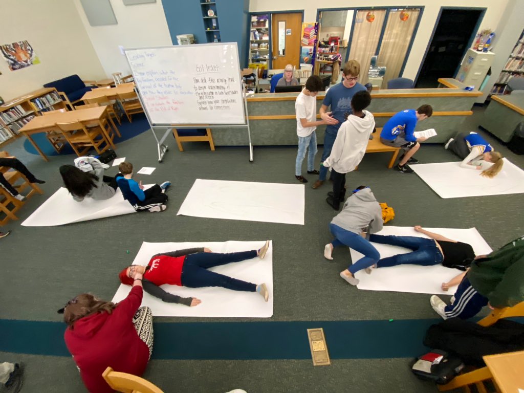 MissAModaff's tweet photo. Today I got to teach a science lesson with @YoungScienceGuy . We integrated SS and Science to create an engaging lesson the day before Thanksgiving break. Learned a lot and we grew at teachers. S/o to our administration and the rest of our team for being flexible with this idea! https://t.co/favbU1DGa9